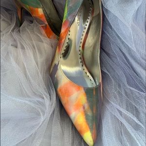 BCBGirls watercolor size 10M bought new good condition.